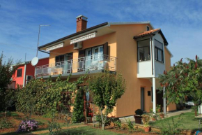 Apartments with a parking space Valbandon, Fazana - 7273